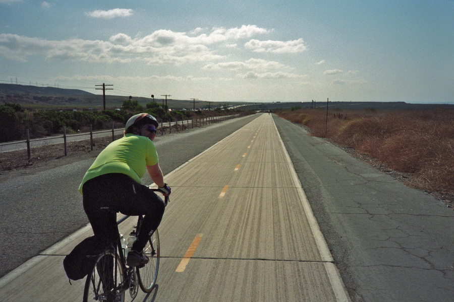 Chris on the bike path south of San Onofre (2).