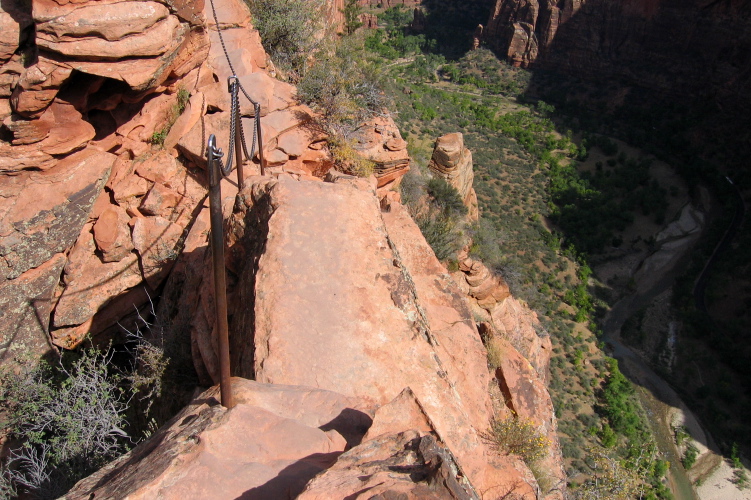More hiking along the arete.