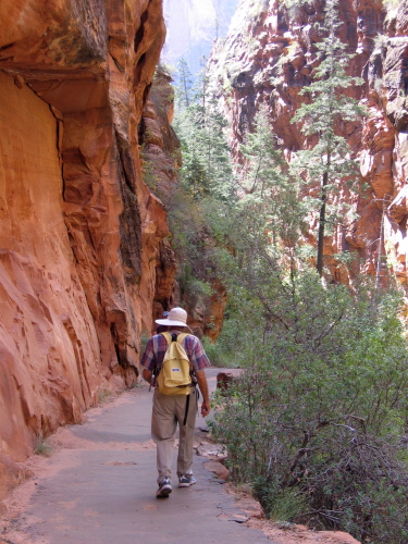 David hiking down Refrigerator Canyon.