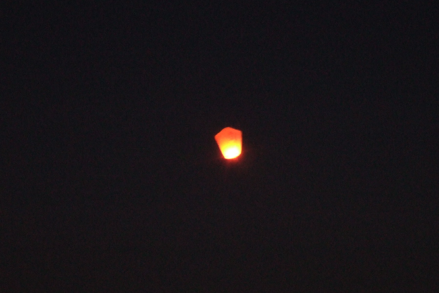 Miniature hot air balloon launched from New Brighton Beach