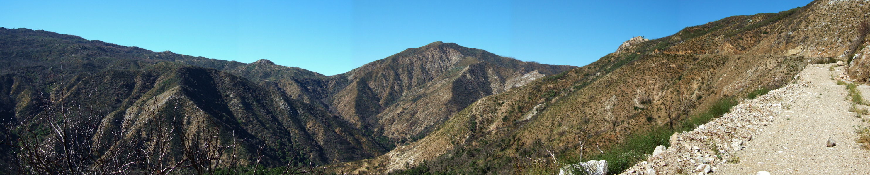 Indians Road Panorama (south).