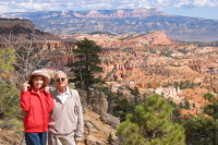 Kay and David at Sunrise Point, Bryce Canyon.