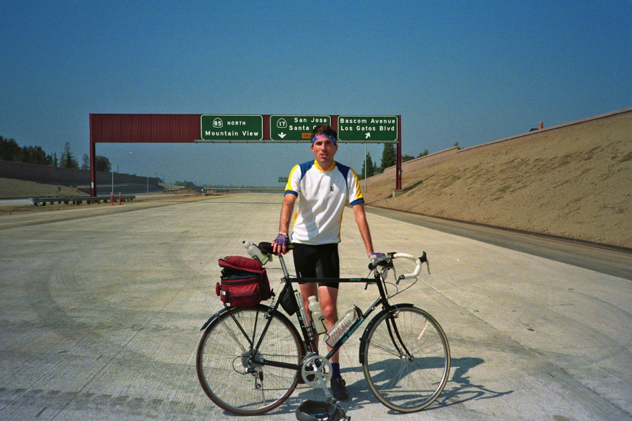 Bill in the northbound lanes west of Union Ave.