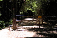 Whitehouse Canyon Rd. gate at Sandy Point Junction. (1359ft)