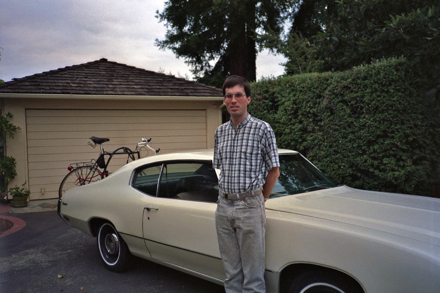 Bill leaving home in Palo Alto.
