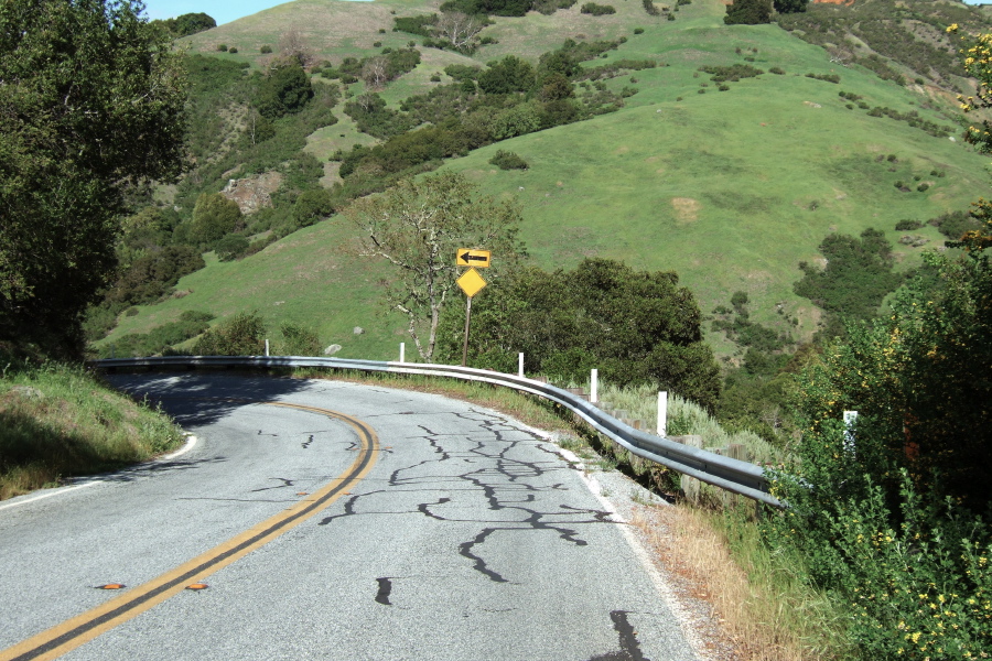 First scary left turn on the northern descent of Hicks Rd.