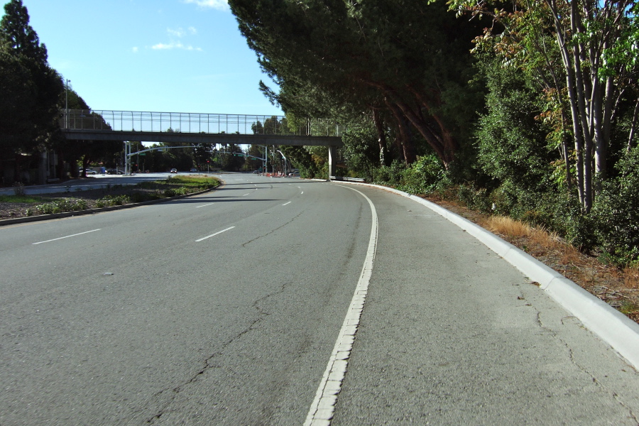 Heading north on San Tomas Expressway