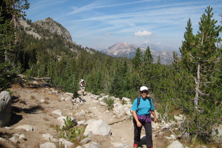 Stella and David press on up to Duck Pass.