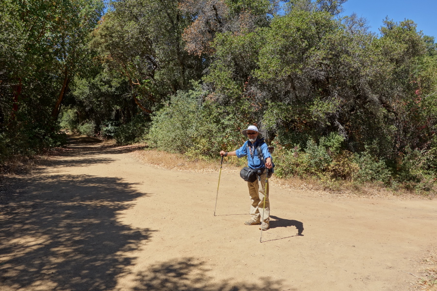 Frank at the junction of Kennedy (r), Limekiln (l), and Woods Trails.
