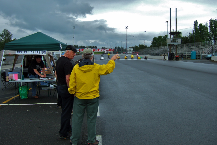 At the start line for the eCat1 race. (3)