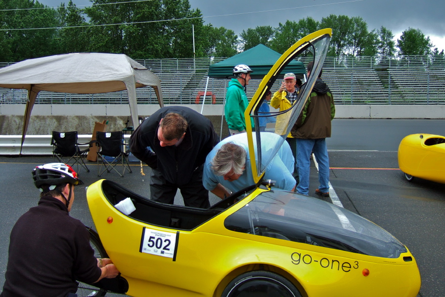 Greg Thomas prepares his Go-One3 for the eCat1 race.