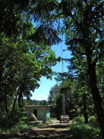 HF antenna at north end of the peak