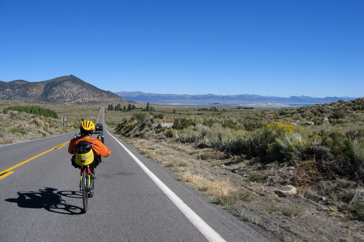 Zach rides north on CA158 toward Mono Lake in the distance. (7150ft)