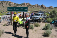 Zach and Ron relax at the Benton Crossing rest stop. (6450ft)
