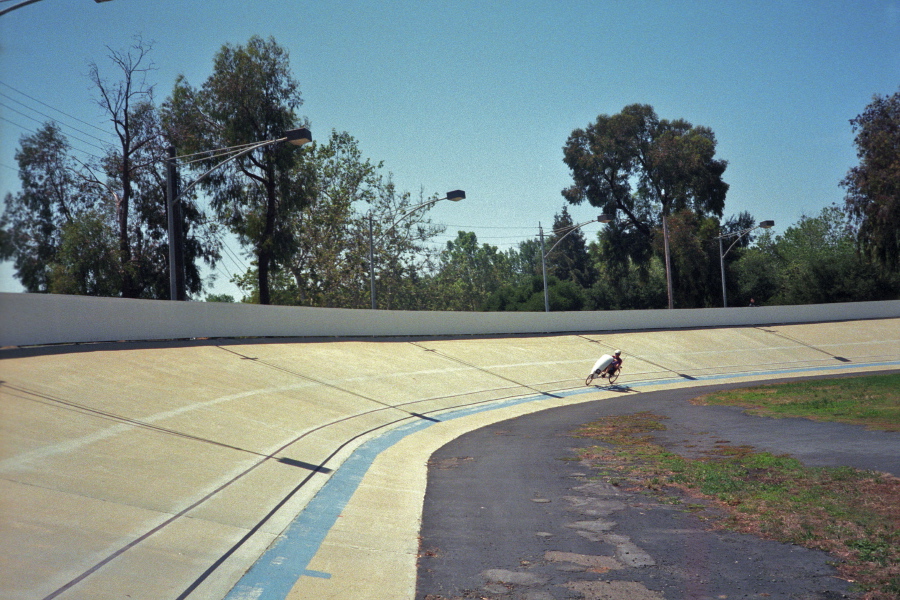 Bill makes his sprint around the final turn.