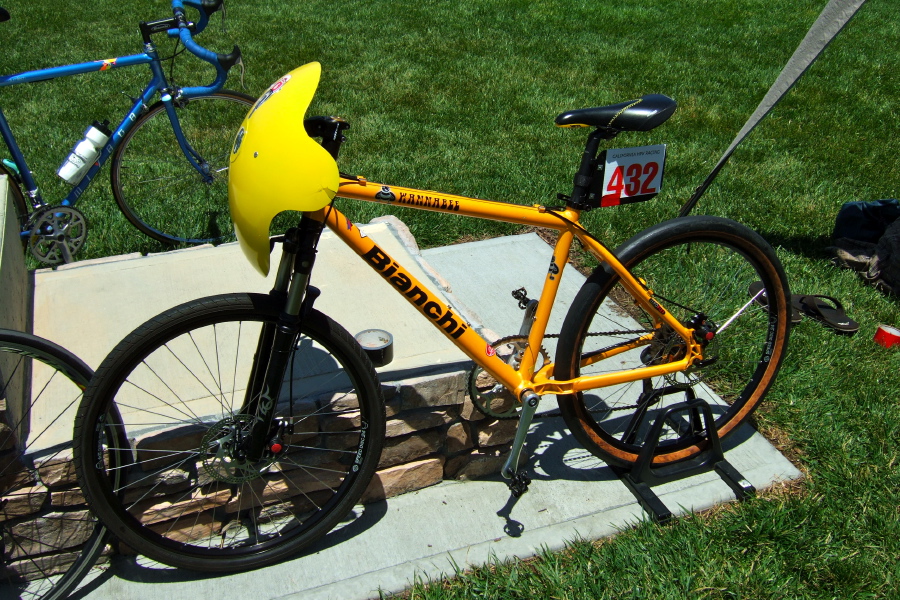 Rick Valbuena's faired mountain bike. (on slicks)