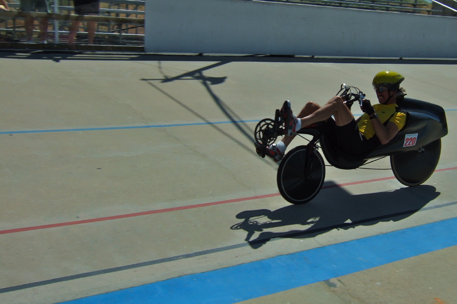 200m: #220 (Michael Cvetich)