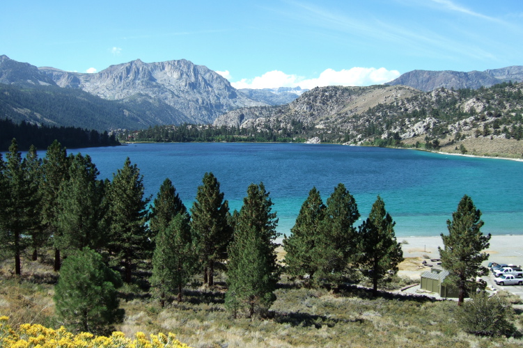 June Lake and Carson Peak (10860ft)