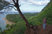 Kay waits for us above Ke'e Beach.