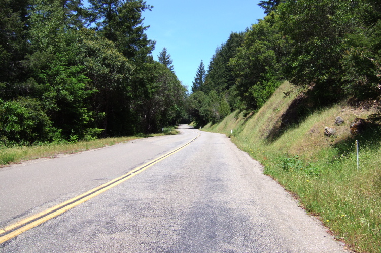 Not much traffic on Annapolis Rd.