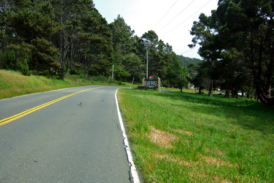 Passing the Fort Ross Lodge.
