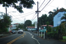 Passing the Holuokoa Cafe on HI180
