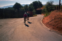 Dan Connelly climbs with his handicap 