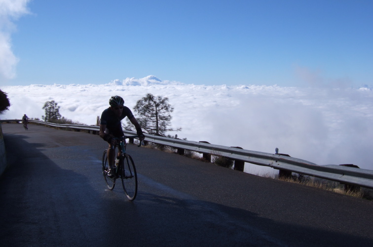 Tracy Colwell makes a push for the line.