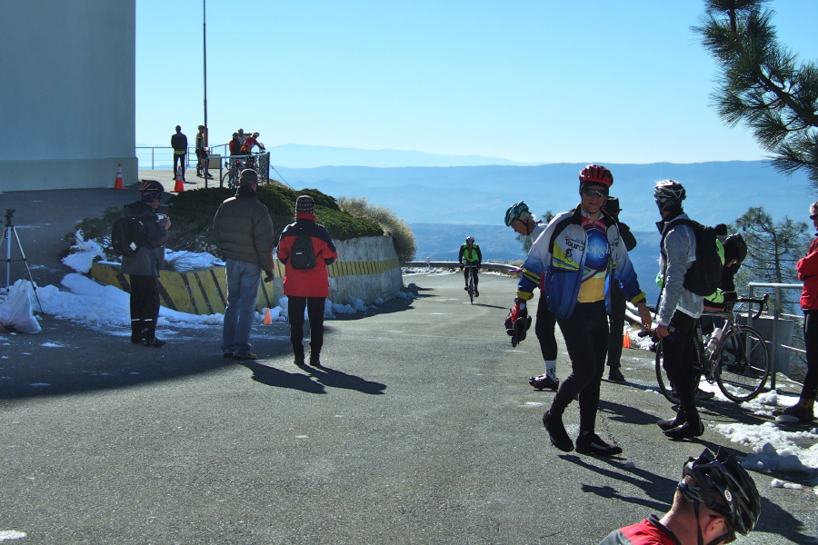 The last finishers arrive.