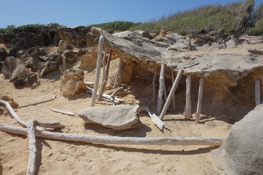 Sandstone shelf along the coast