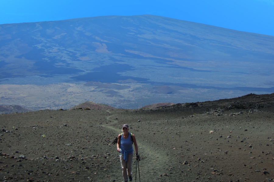 Laura presses up the Humu'ula Trail.