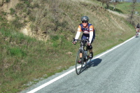 Climbing the hill south of San Benito Lateral (2).