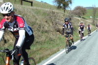 Climbing the hill south of San Benito Lateral (3).