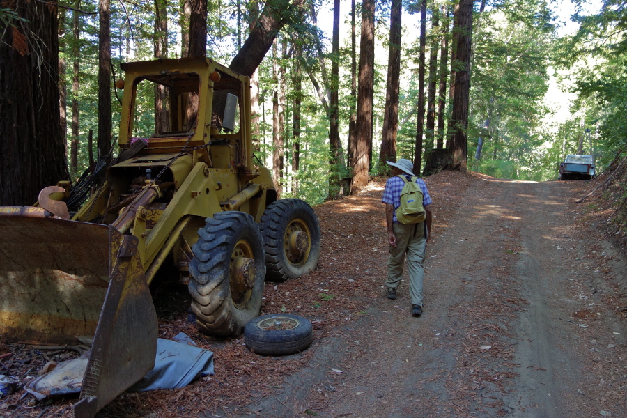 A rusty old front-loader