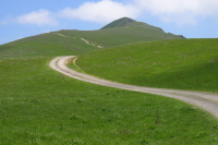 Mission Peak (north ridge) from the Mission Peak trail. (1820ft)
