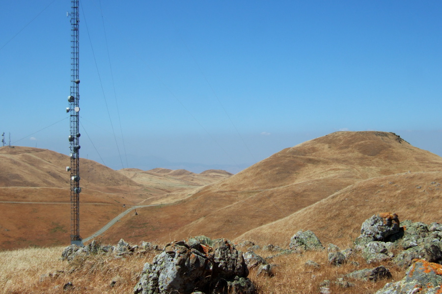 Mt. Allison (2658ft) at the extreme left, KICU-TV tower, and Peak 2600+, from Monument Peak