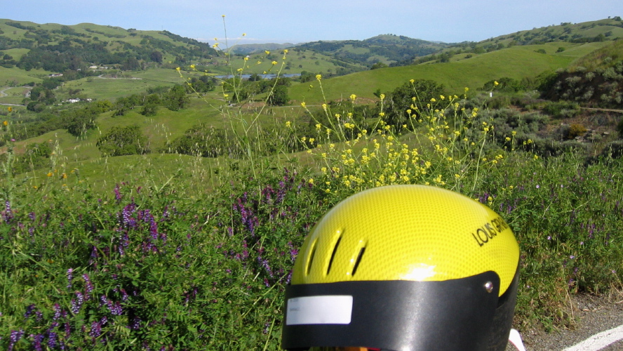 Looking down into Halls Valley (1600 ft)