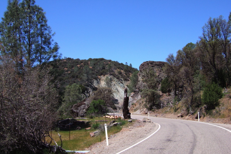 More interesting rocks on Mines Rd.
