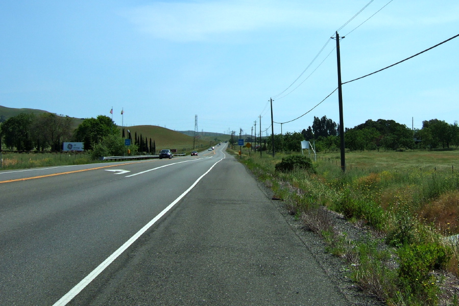 Vallecitos Rd. (CA84) heading east toward Livermore.