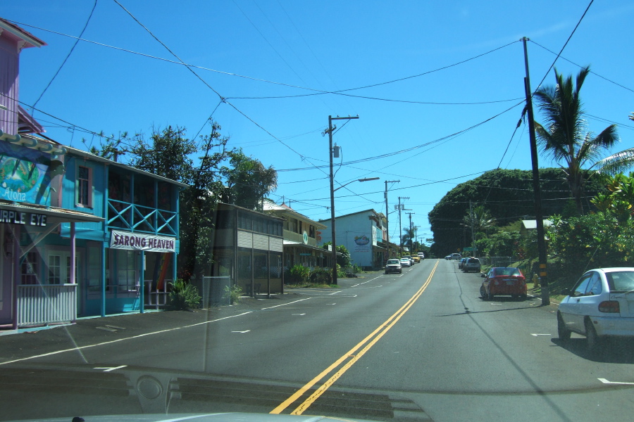 Passing through Honomu