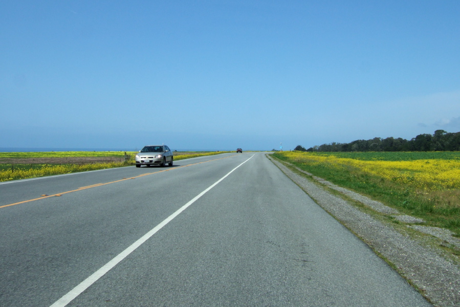 Riding north on CA1 south of Half Moon Bay