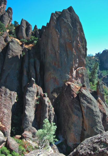Tunnel Pinnacle