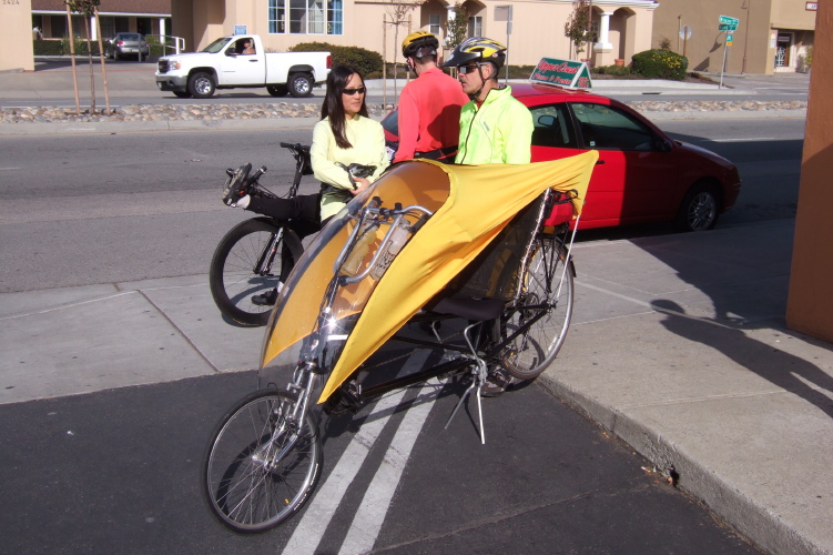 Michi talks with John Yount from Santa Rosa.