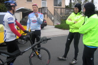Tim Woudenberg and Phil Plath confer prior to the start.