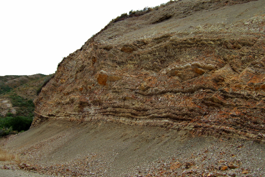 Passing the interesting cut in the hillside again