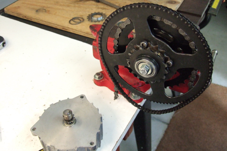 Transmagnetics motor with corresponding mid-drive assembly.