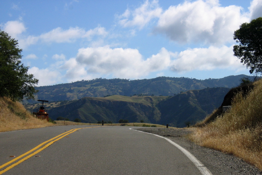 Crossing from Salinas River to San Benito River watershed near San Benito. (1590ft)