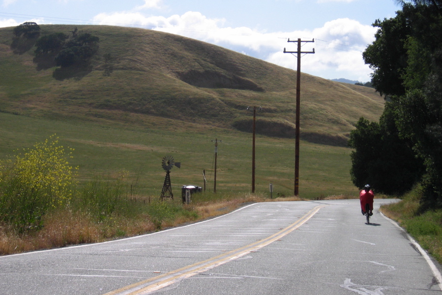 Passing an Aeromotor windmill in Bear Valley. (1392ft)