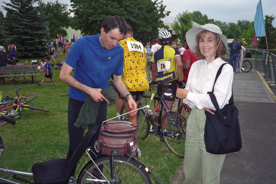 Bill and Kay at the finish line
