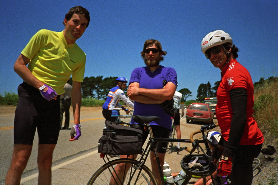 Group photo while waiting.